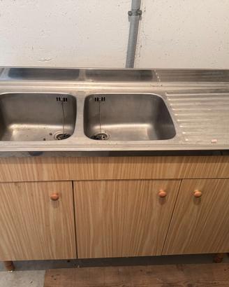 BASE CON LAVELLO INOX E PENSILE SCOLAPIATTI