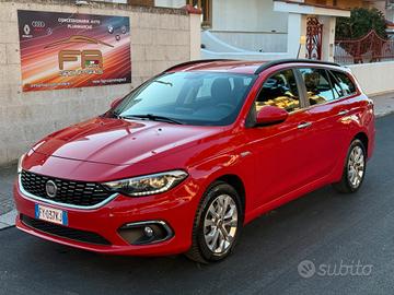 Fiat Tipo 1.6 MJT S&S SW Lounge *NAVI *LED - 2019
