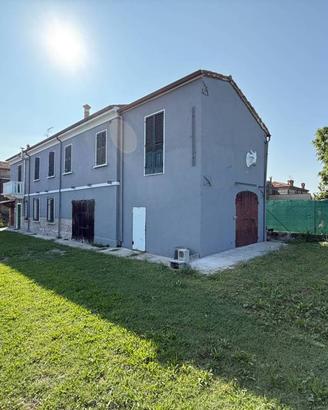 Appartamento di 95 m² con 3 locali e box auto a Bo
