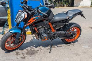 Ktm duke 890 R
