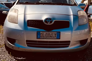 Toyota Yaris 1.0 3 porte Sol