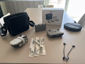 Drone DJI Mini 2 SE Fly More Combo