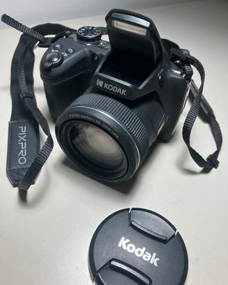 Kodak Pixpro AZ528
