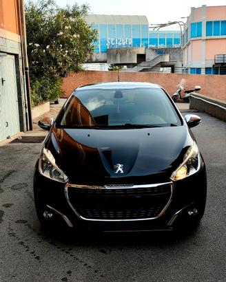 Peugeot 208 allure 
