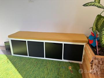 Scaffale kallax + cuscino