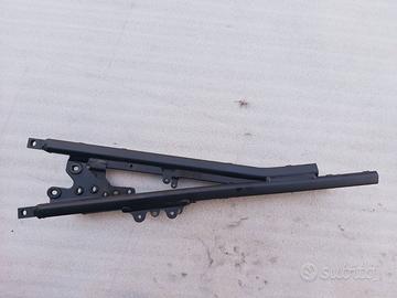 TELAIETTO POSTERIORE YAMAHA FZ1 FAZER 2006 al 2016