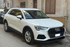 Audi Q3 business 2.0 150cv tdi s-tronic