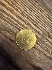 Moneta 200 lire carabinieri