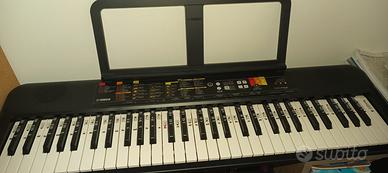 tastiera digitale Yamaha PSR-F52