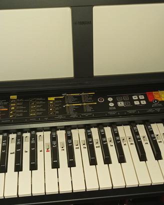 tastiera digitale Yamaha PSR-F52