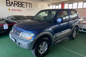 Mitsubishi Pajero 3.2 DI-D Autocarro Gancio PERMUT