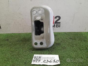 SUPPORTI CALANDRA ANTERIORE TOYOTA Yaris Serie DES