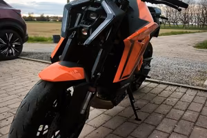 Ktm 1390 superduke r 2025