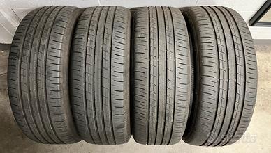 Pneumatici  Dunlop 225/55/R18
