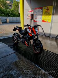 ktm duke 125 abs