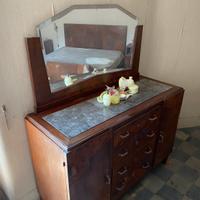 Comó antico in legno con Specchio