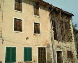 Rustico da ristrutturare
