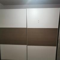  armadio con ante scorrevoli