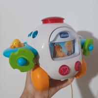 Chicco aereo canta e via