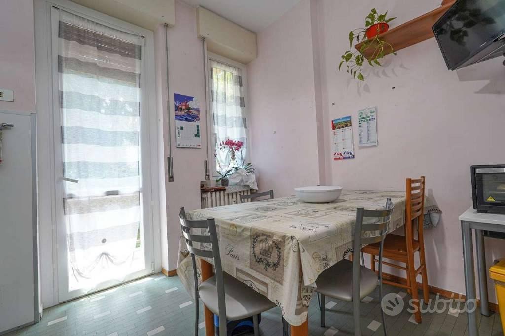 Appartamento di 115 m² con 4 locali e box auto a O - Vista 2