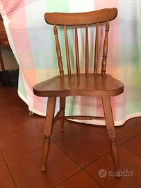 4 Sedie il legno massello