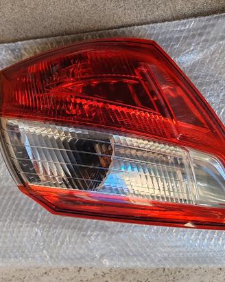 faro fanale posteriore sinistro nissan qashqai 201