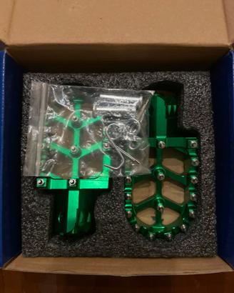 Pedaline moto universali