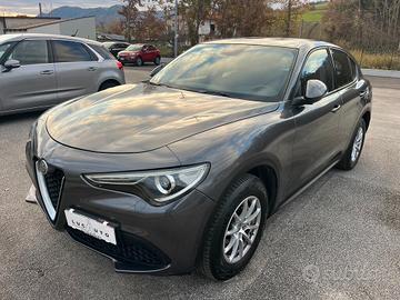 Alfa Romeo Stelvio 2.2 Turbodiesel 210 CV AT8 Q4 B