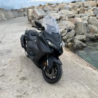 Tmax 560 e Tmax 500