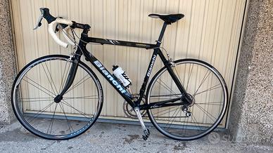 Bicicletta Bianchi corsa Carbon