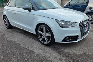 Audi A1 SPB 1.6 TDI S tronic Attraction NEOPATENTA
