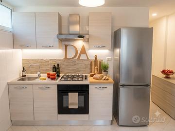 Cucina effetto eucalipto bianco