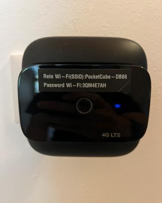 Poket Cube 4G LTE Wi-Fi Portatile
