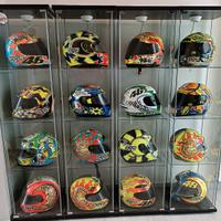 Caschi AGV Valentino Rossi autografati_ casco