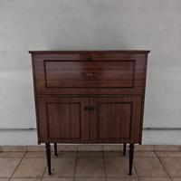 mobile con scrittoio apribile a ribalta 