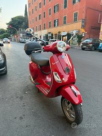 Piaggio Vespa LX 125