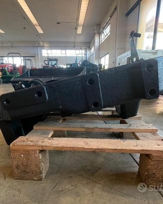 Supporto anteriore New Holland TL 100