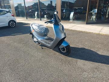 Yadea C1S