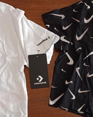 t shirt Nike  e converse bimba 