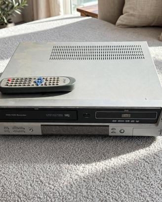 Lettore DVD e Videocassetta Dual