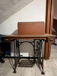 macchina da cucire marca CENTRAL BOBIN vintage