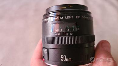 Canon EF 50mm 2.5 macro