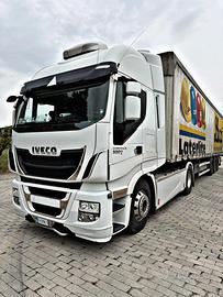 IVECO STRALIS HI-WAY 500 anno 2016 TRATTORE