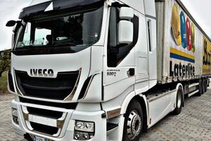 IVECO STRALIS HI-WAY 500 anno 2016 TRATTORE