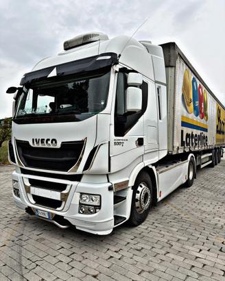 IVECO STRALIS HI-WAY 500 anno 2016 TRATTORE
