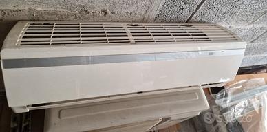 Condizionatore Ferroli 12000 BTU completo di tutto
