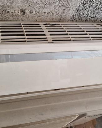 Ferroli 12000 BTU condizionatore climatizzatore