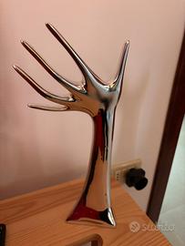 Mano porta anelli kare design