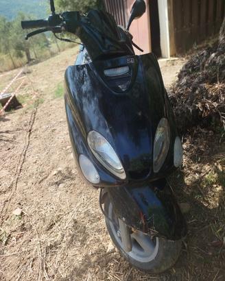 Yamaha Majesty 125 
