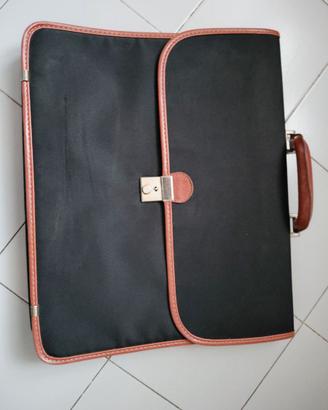 Borsa porta documenti gratis